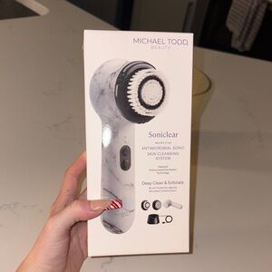 Michael Todd Beauty Sonic Cleansing System